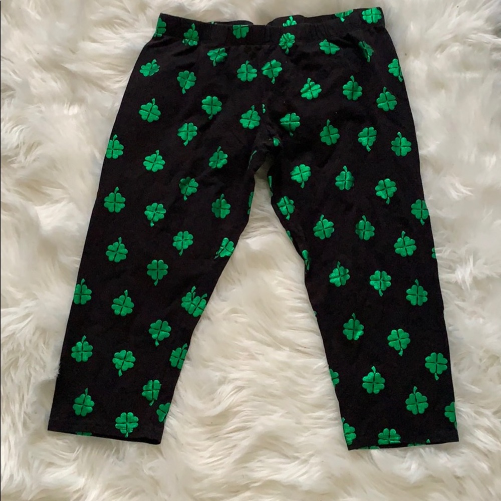 Four leaf clover leggings